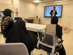 طرق حديثة تختصر الوقت والجهد لمواكبة التطور المعرفي في اكتشاف الأدوية تتناولها ورشة علمية