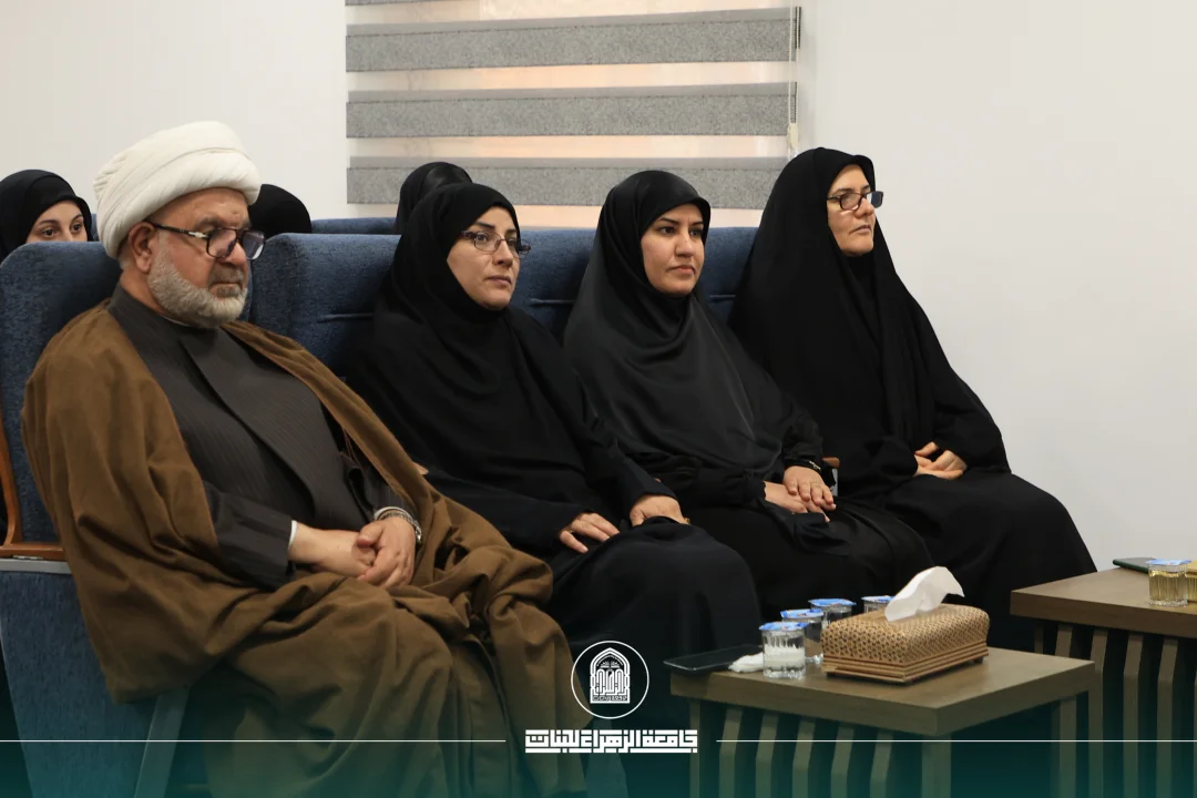 محاضرة توعوية في جامعة الزهراء عن سيرة السيدة الزهراء ومواقفها بعد رحيل الرسول الأعظم (ص)