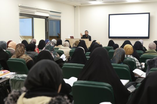 القاعات الدراسية