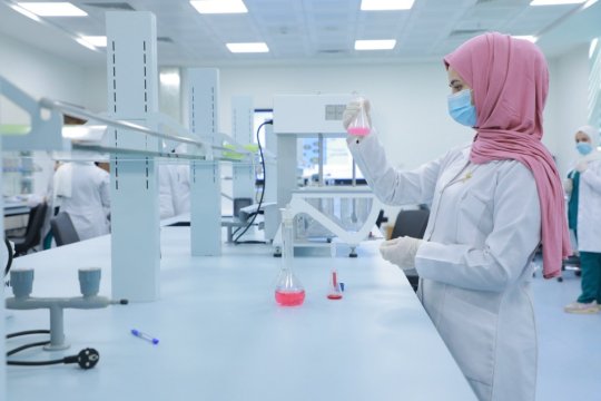 مختبرات كلية الصيدلة