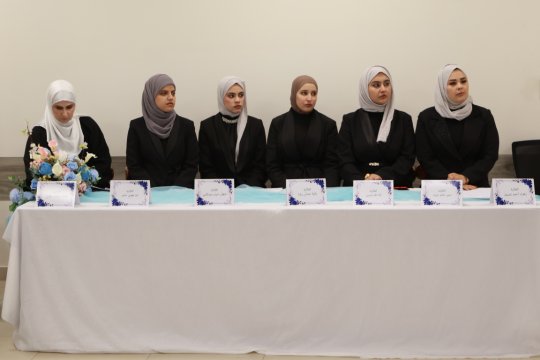 مناقشات بحوث التخرج