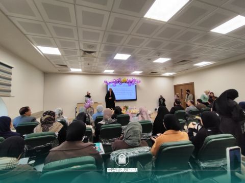 قسم اللغة الانجليزية ينظّم حفلاً لاستقبال طالبات المرحلة الأولى