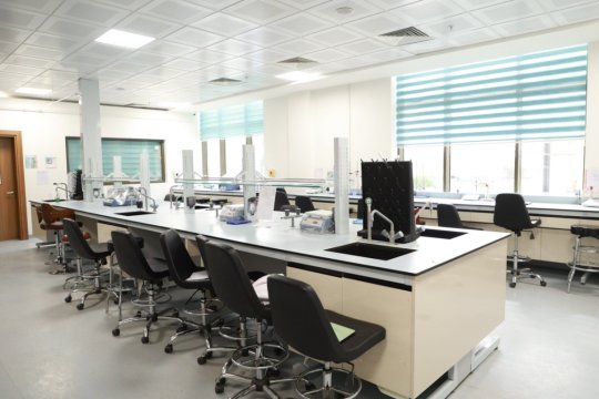 مختبرات كلية الصيدلة