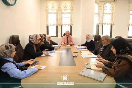 مجلس كلية التقنيات الصحية والطبية يعقد جلسته السابعة لمناقشة الشؤون العلمية والإدارية والطلابية