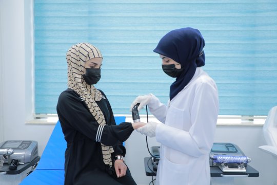 كلية التقنيات الصحية والطبية / قسم العلاج الطبيعي