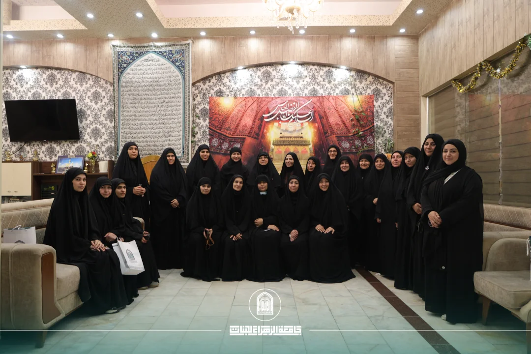 The College Dean Participates in the Seminar "Women and the Hussaini Revolution" Within the 5th Al-Zahra International Academic Forum