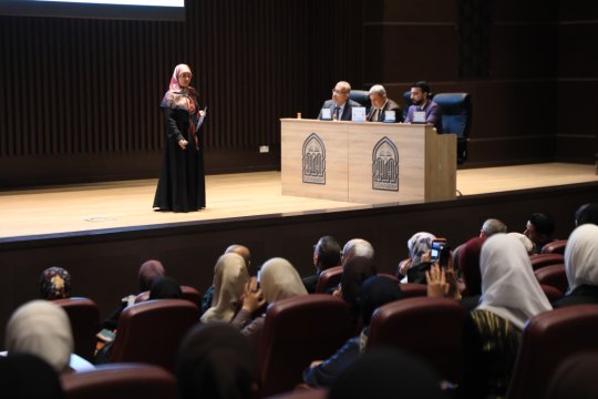 مناقشات بحوث التخرج