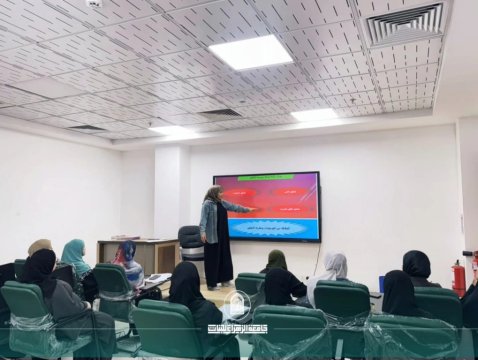 دفء الأمومة.. ندوة علمية في كلية التربية حول بناء الأمان النفسي للطفل