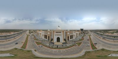 ساحة وقوف السيارات