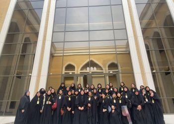 ضمن الزيارات المدرسية العلمية التي تقوم بها بعض المدارس، جامعة الزهراء للبنات تستقبل (ثانوية الزهراء للبنات) خلال سفرة مدرسية.