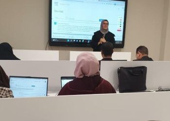 كلية التربية تقيم ورشة علمية حول النشر في المجلات الرصينة