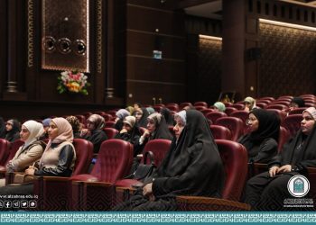 Psychological Counseling and Educational Guidance Division at Al-Zahraa University for Women held an awareness workshop titled “Social Media Platforms for Soft Warfare”. The workshop aimed to cultivate educated and culturally aware individuals with active media presence, on the occasion of Al-Mab'ath Al-Nabawi, (when Prophet Mohammad (PBUH) was appointed as the greatest divine messenger of Islam). The event was led by Ms. Malak Sbeity, a Lebanese professor and activist, on Sunday, February 19, 2023, at Um Abiha Hall. Ms. Sbeity managed to shed light on the dangers posed by soft warfare to cultural, national, as well as religious identities. Furthermore, she identified social media as a key instrument to inflict such hazards. To counter that menace, the presenter discussed strategies centered on the creation of successful female role models in society without intellectual superficiality and apathy. Ms. Sbeity concluded with particular focus on the significance of sharing meaningful and purposeful content as a responsible means of ownership by women of their personal social media platforms.