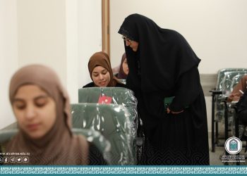 The Presidency of Al-Zahraa University for Women and members of its councils in the inspection round for the final exams.