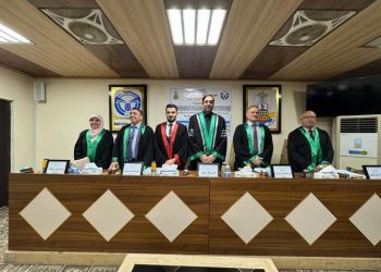 Faculty Dean at Al-Zahraa University for Women Chairs MSc Thesis Discussion Committee at the Central Technical University