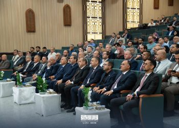 حضور ممثل عن جامعة الزهراء (عليها السلام) للبنات  في مؤتمر الوارث الدولي الأول لإمراض وجراحة القلب