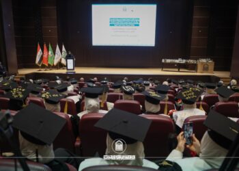 جامعة الزهراء تحتفي بتخرج طالبات قسم اللغة الإنجليزية