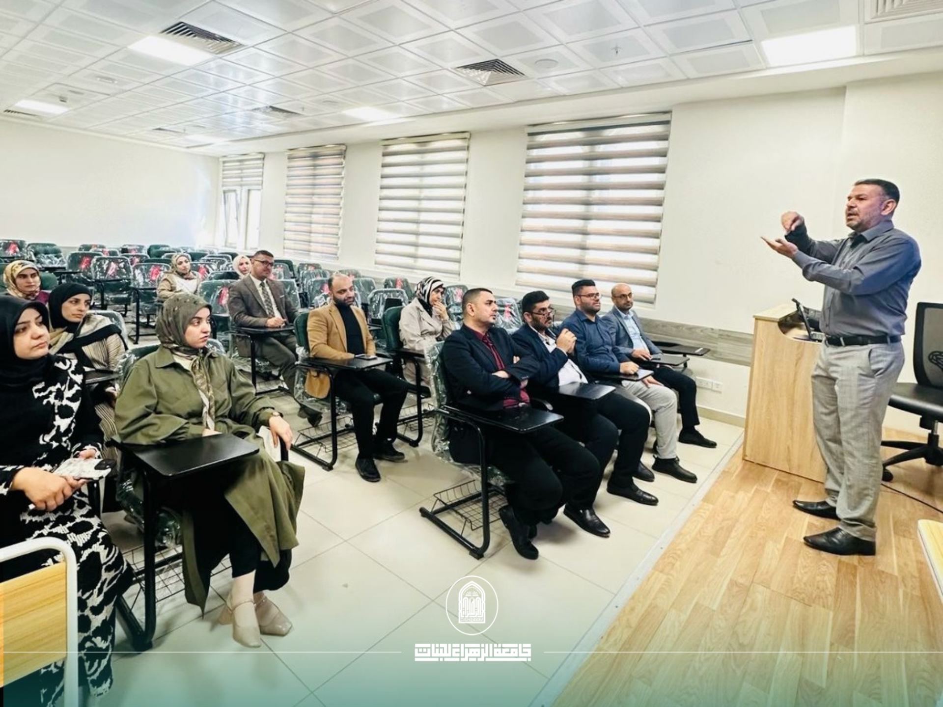 كلية الصيدلة بجامعة الزهراء للبنات تنظّم ورشة علمية حول الأشكال الصيدلانية للأطفال