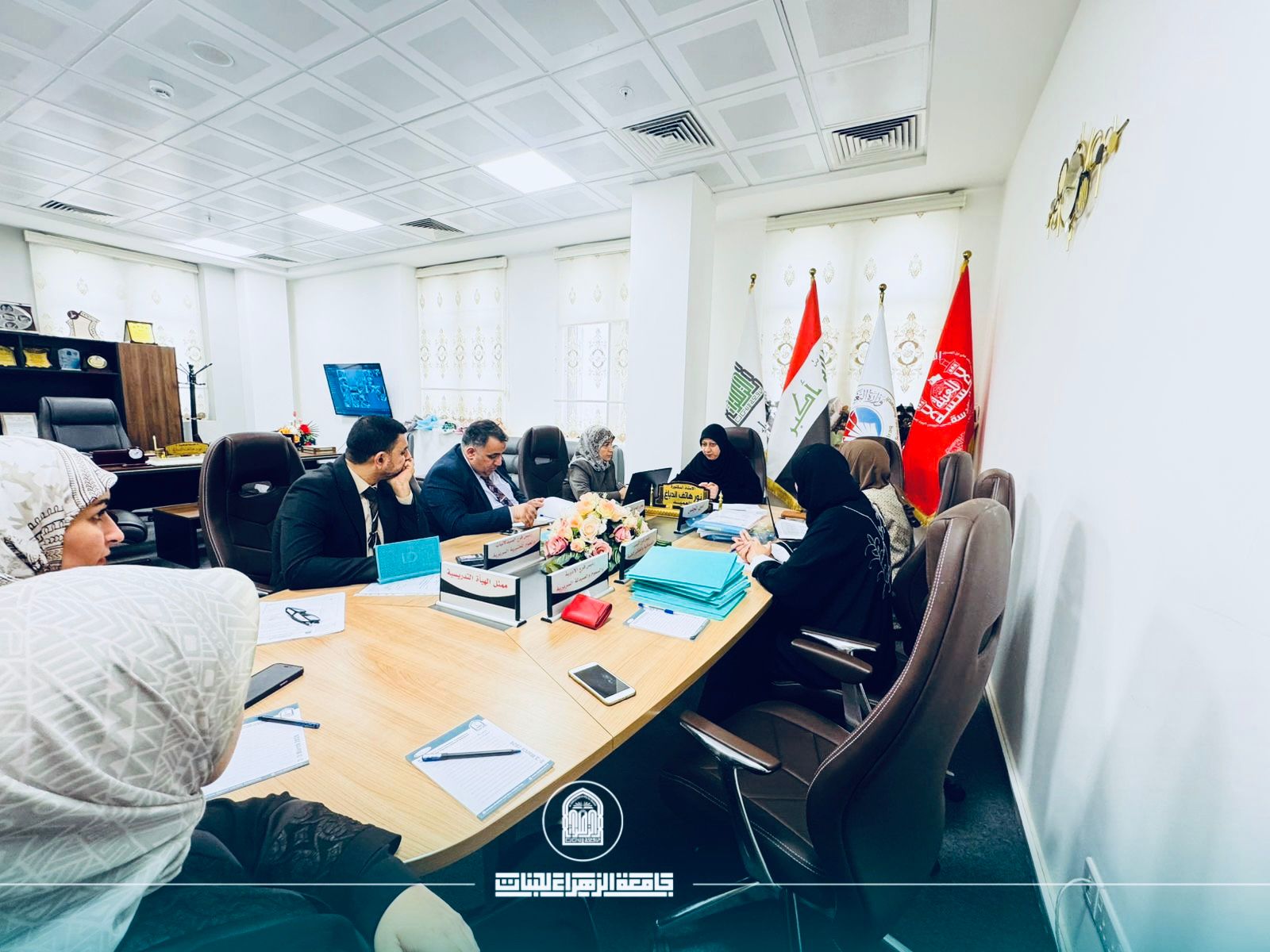 استمرار الاجتماعات المكثفة لمتابعة محاور الاعتماد البرامجي في كلية الصيدلة في جامعة الزهراء (ع) للبنات