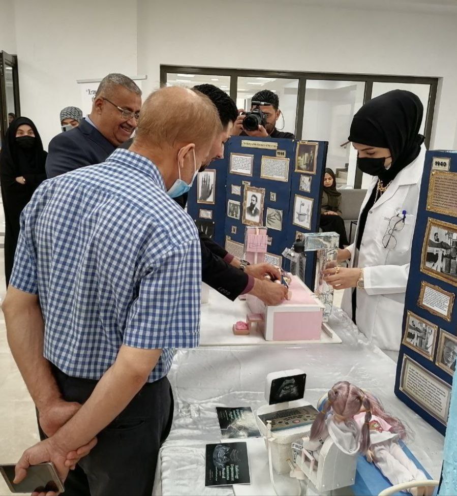 بعقل بارع وموهبة مقتبسة من نفحات الامل طالبات قسم تقنيات الاشعة يبدعن في فعاليات اليوم التوعوي للوقاية من الاشعاع